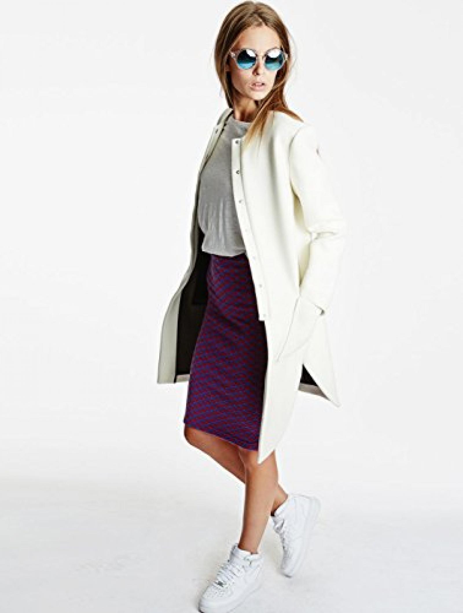 Sportlicher Damenblazer Laura Whit AMERICAN RETRO Sportlicher Damenblazer Laura Whit AMERICAN RETRO
