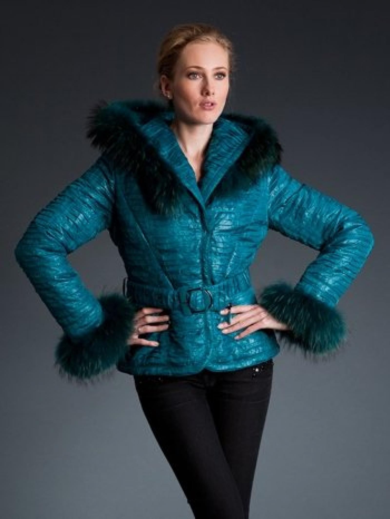 Herbst/ Winterjacke Luna in Smaragd- Gr&uuml;n mit Echtem Fuchsfell, Pelz, Fellkapuze 