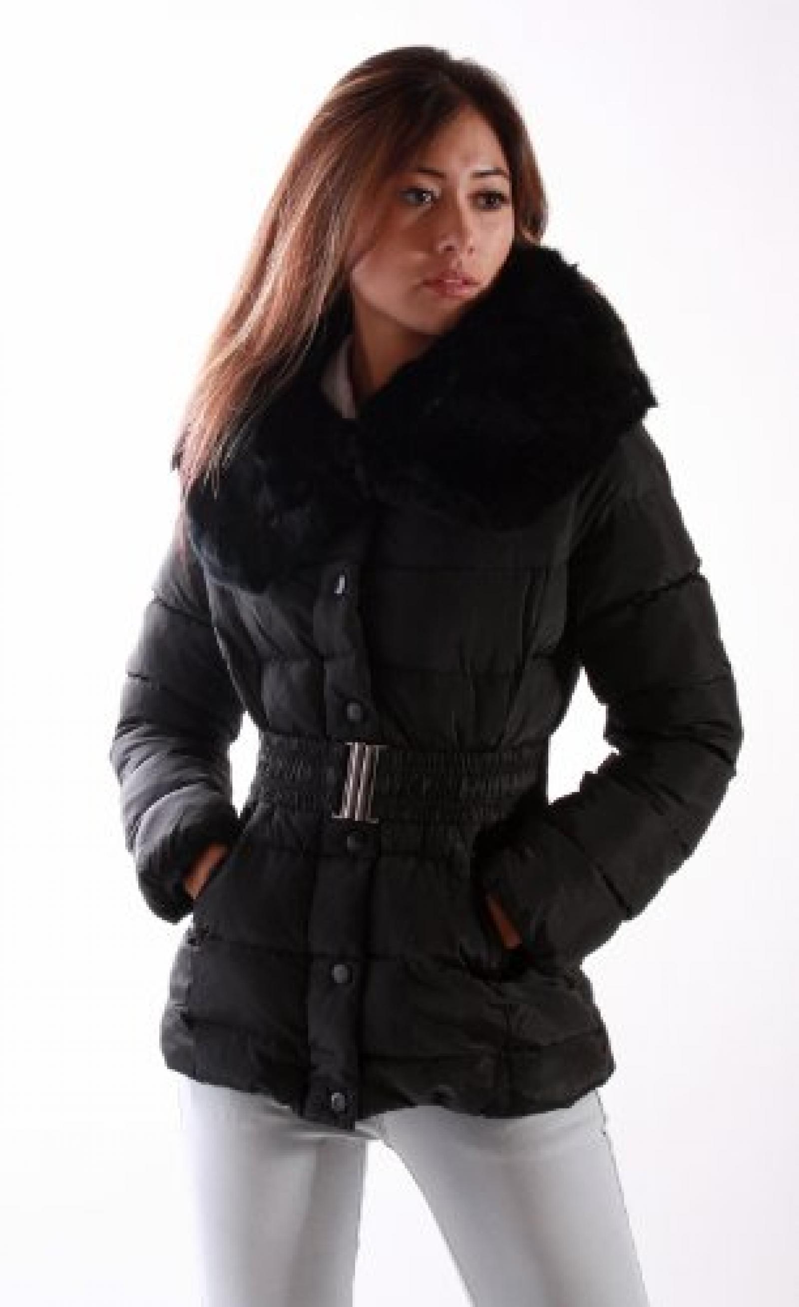 Damen Steppjacke mit Fake Fure Kragen Schwarz Damen Steppjacke mit Fake Fure Kragen Schwarz