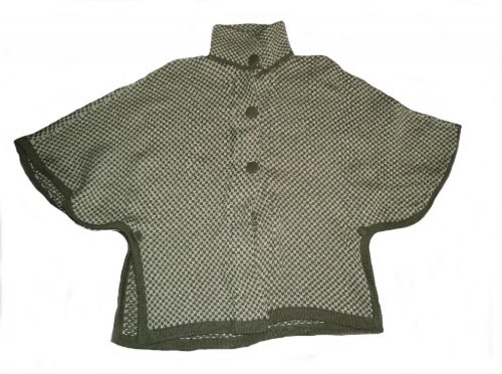Alpakaandmore, Poncho Jacke aus Alpakawolle, Cape QW310 Alpakaandmore, Poncho Jacke aus Alpakawolle, Cape QW310